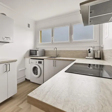 Apartment T4 Moderne Et Convivial En Centre-ville